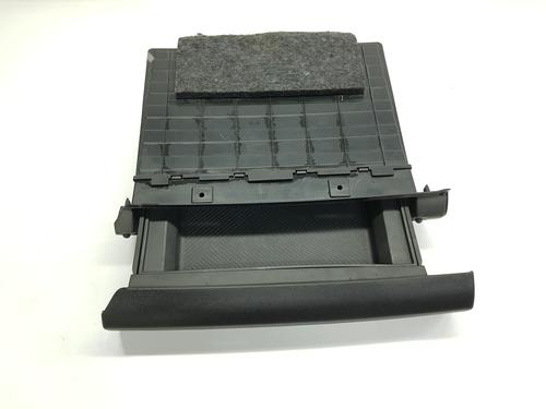 Used Glove box CITROËN C4 III (BA_, BB_, BC_) 1.2 PureTech 130 (BAHNSA, BAHNSB) (130 hp) 24367060