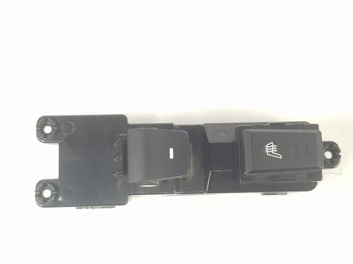 Used Right rear window switch HYUNDAI TUCSON (TL, TLE) 1.7 CRDi (116 hp) 6070335