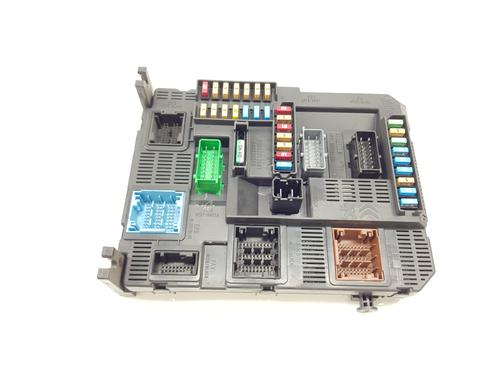 Used Fuse box CITROËN C4 CACTUS 1.2 VTi 82 (82 hp) 28795798