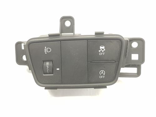 Used Switch HYUNDAI TUCSON (TL, TLE) 1.6 CRDi hybrid 48V (136 hp) 15821520