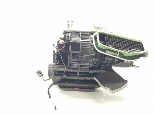 Used Heater matrix box OPEL ASTRA L Sports Tourer (O5) 1.2 (FRHNSL, FRHNSR) (131 hp) 23042638