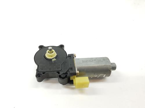 Used Left front window motor BMW 3 Touring (E46) 330 xd (204 hp) 17546344