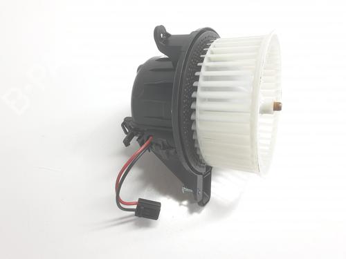 Used Heater blower motor SEAT IBIZA V (KJ1, KJG) [2017-2025]  31131952