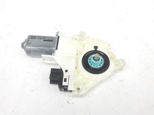Used Right rear window motor AUDI Q7 (4LB) 3.0 TDI quattro (233 hp) 6928413