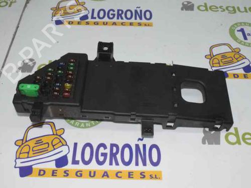 Fuse box OPEL VECTRA C (Z02) 1.9 CDTI (F69) | BP1194671E1 