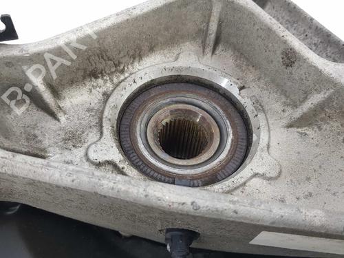 Right rear steering knuckle LAND ROVER RANGE ROVER SPORT II (L494) 3.0 SDV6 4x4 | BP7069917M28 