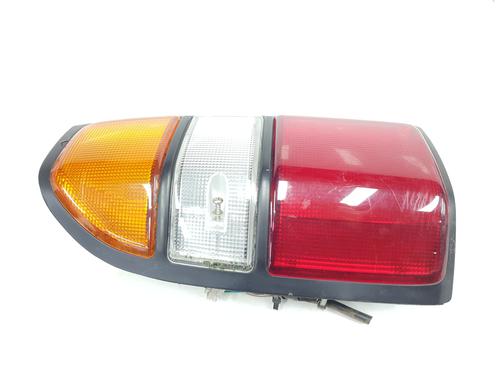 Used Left taillight TOYOTA LAND CRUISER 90 (_J9_) 3.0 TD (KZJ90_, KZJ95_, KZJ90R, KZJ95R, KZJ90W, KZJ95W) (125 hp) 32293081