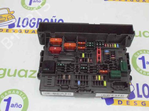 Used Fuse box BMW 1 (E87) 118 d (143 hp) 757206