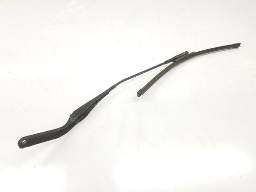Front windshield wiper arm BMW 1 (E87) 118 d | BP14526231C143 