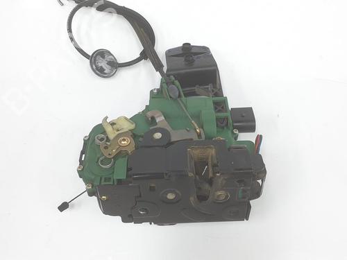 Venstre foran lås VW PASSAT B5.5 (3B3) 1.9 TDI | BP10199236C98 