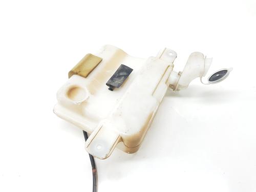 Used Windscreen washer tank TOYOTA LAND CRUISER 90 (_J9_) 3.0 TD (KZJ90_, KZJ95_, KZJ90R, KZJ95R, KZJ90W, KZJ95W) (125 hp) 21003968