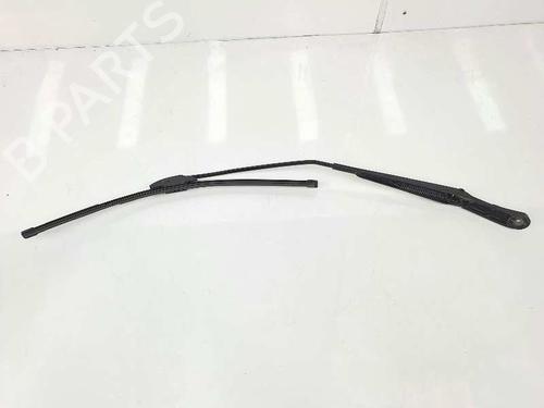 Used Front windshield wiper arm VW TRANSPORTER T5 Van (7HA, 7HH, 7EA, 7EH) 2.0 TDI 4motion (140 hp) 8079067