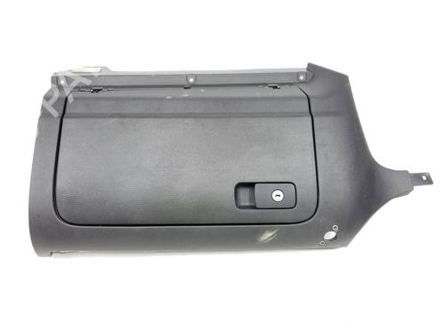 Used Glove box VW GOLF VI (5K1) 2.0 GTi (210 hp) 8233665