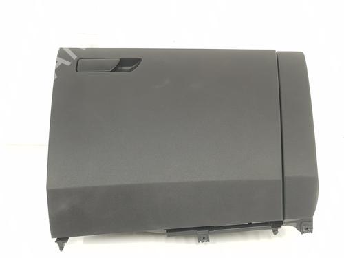 Used Glove box SEAT LEON (KL1, KLG) 1.0 TSI (110 hp) 28484841