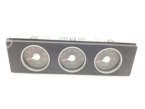 Used Instrument cluster HYUNDAI COUPE II (GK) 2.0 GLS (143 hp) 13896163