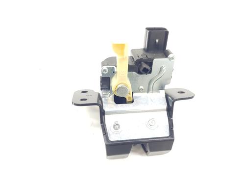 Used Tailgate lock HYUNDAI KONA (OS, OSE, OSI) 1.0 T-GDi (120 hp) 19116256