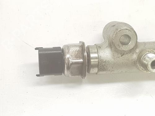 Injection rail OPEL ASTRA J (P10) 1.6 CDTi (68) | BP34211395M98  - Image 5