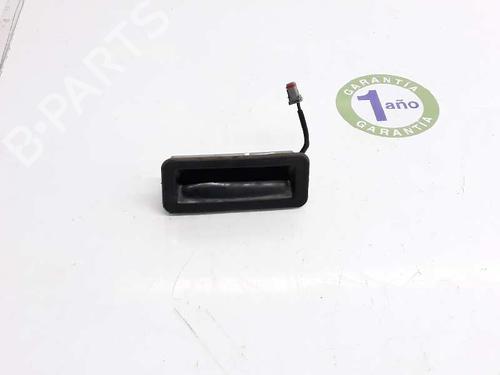 Used Tailgate handle LAND ROVER RANGE ROVER SPORT I (L320) 2.7 D 4x4 (190 hp) 4671428