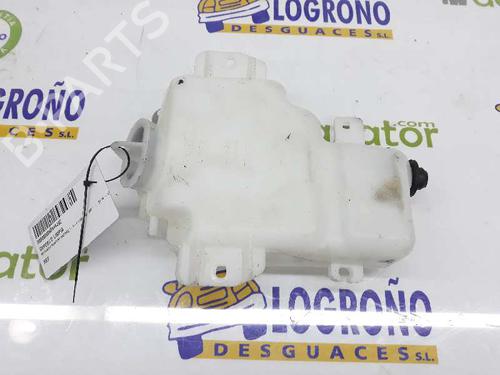 Windscreen washer tank MITSUBISHI PAJERO IV (V8_W, V9_W) 3.2 DI-D (V88W, V98W) 8260A141 | 060351507 | DE PORTON TRASERO |