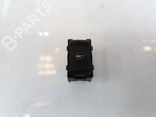Used Right rear window switch Right rear window switch VW GOLF IV (1J1) 1.4 16V (75 hp) 3386079 3386079