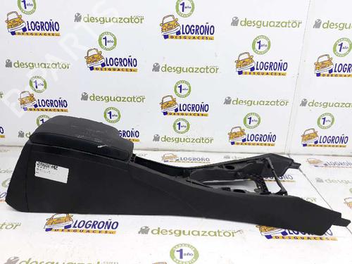 Used Armrest / Center console BMW 3 (E90) 325 d (197 hp) 7893799