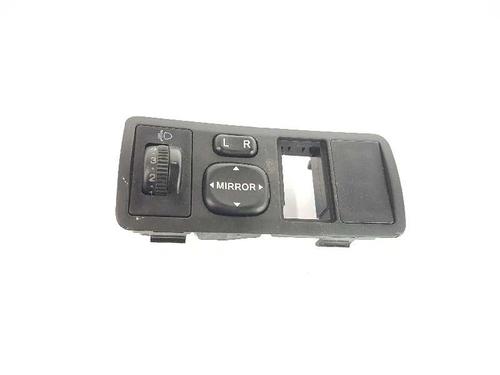 Used Mirror switch TOYOTA COROLLA (_E12_) 1.4 VVT-i (ZZE120_, ZZE120R) (97 hp) 3962463