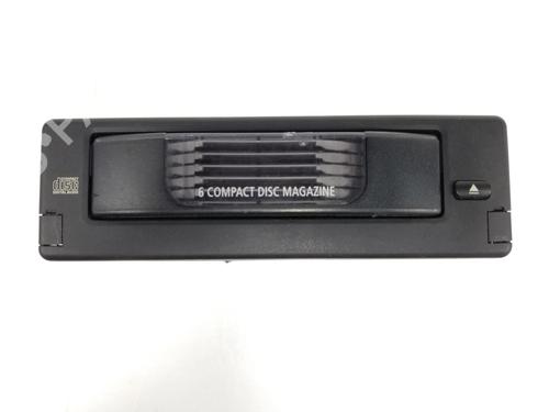 Used Radio BMW 5 (E60) 525 d (177 hp) 9097634