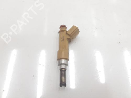 Used Injector TOYOTA PRIUS PLUS (_W4_) 1.8 Hybrid (ZVW40W, ZVW41W) (136 hp) 17230449