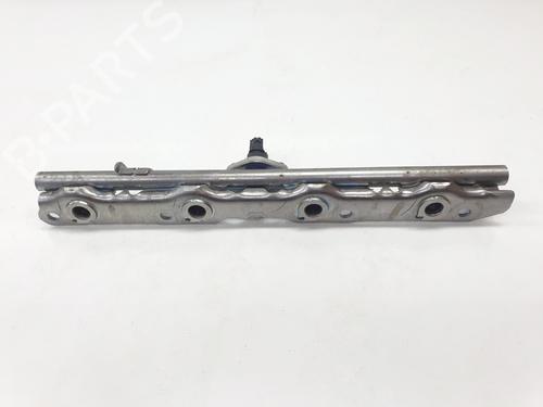 Used Injection rail Injection rail 37718810 37718810