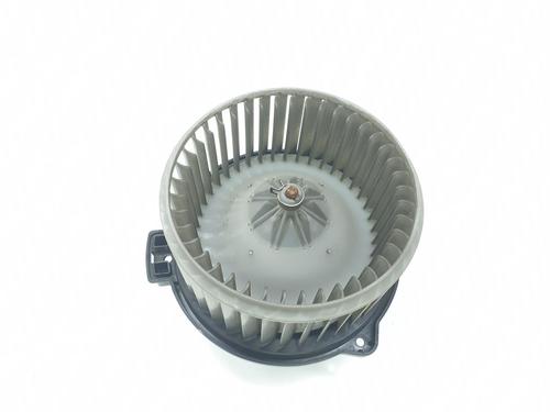 Used Heater blower motor MITSUBISHI PAJERO III (V7_W, V6_W) 3.2 Di-D (V68W, V78W) (165 hp) 17952807