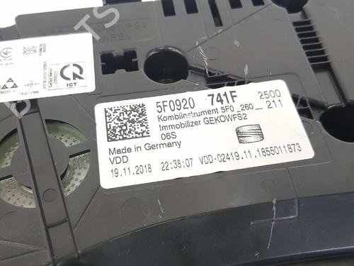 Instrument cluster SEAT LEON (5F1) 1.6 TDI | BP5941861C47 