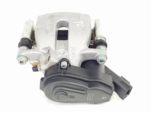 right-rear-brake-caliper-renault-arkana-i-lcm_-ldn_-2019-33177359 main image