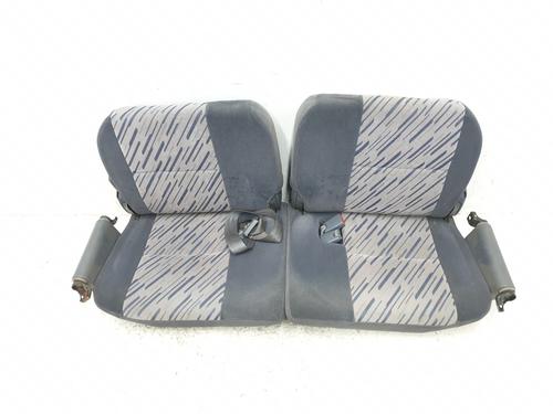 Sæde bagtil (3. række) TOYOTA LAND CRUISER 90 (_J9_) 3.0 TD (KZJ90_, KZJ95_, KZJ90R, KZJ95R, KZJ90W, KZJ95W) (125 hp) 18910067
