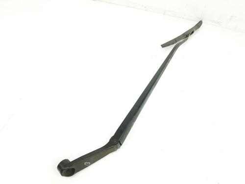 Front windshield wiper arm SUZUKI SX4 S-Cross (JY) 1.6 DDiS (AKK 416D) | BP5882573C143 