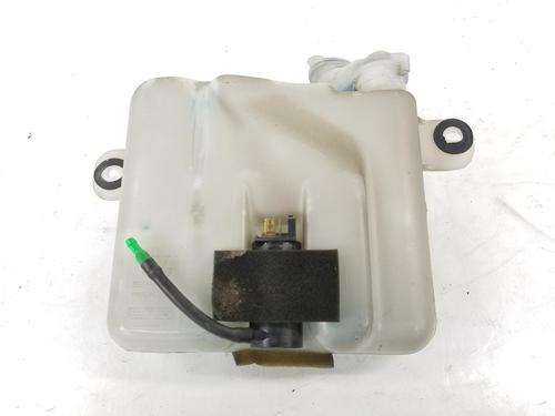 Used Windscreen washer tank TOYOTA LAND CRUISER 90 (_J9_) 3.0 TD (KZJ90_, KZJ95_, KZJ90R, KZJ95R, KZJ90W, KZJ95W) (125 hp) 8377803