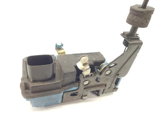 Rear right lock VOLVO XC90 I (275) D5 AWD | BP13640234C99 
