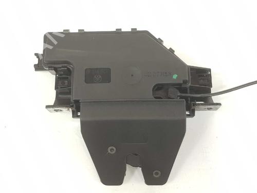 Tailgate lock BMW 1 (E87) 123 d | BP6956563C101 