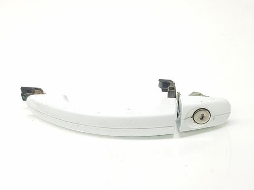 front-left-exterior-door-handle-ford-focus-iii-2010-2011-2012-2013-2014-2015-2016-2017-2018-2019-2020-31952320 main image