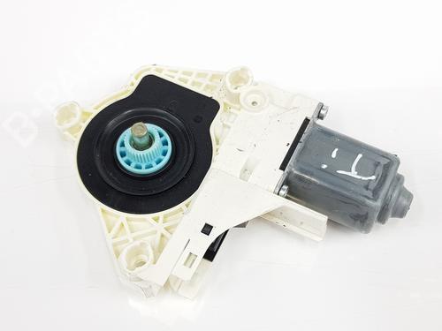 Used Left rear window motor AUDI A4 B8 (8K2) [2007-2017]  26505009