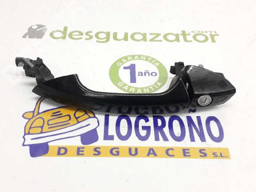 Used Front left exterior door handle MERCEDES-BENZ C-CLASS (W204) C 200 CDI (204.007, 204.006) (136 hp) 2537421