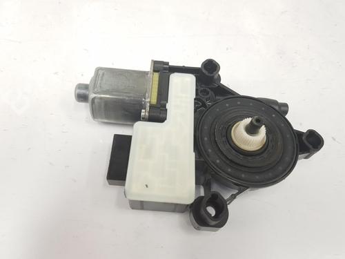 Used Right rear window motor SEAT LEON (5F1) 1.6 TDI (105 hp) 13021504