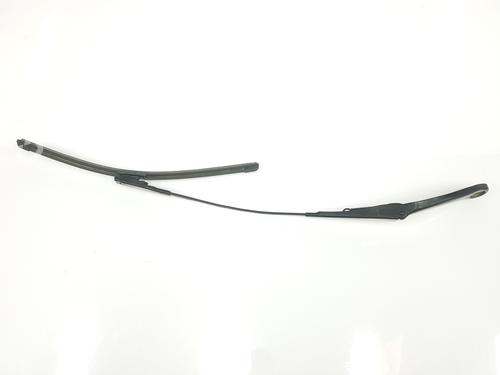 Used Front windshield wiper arm BMW 3 (F30, F80) 318 d (143 hp) 18868599