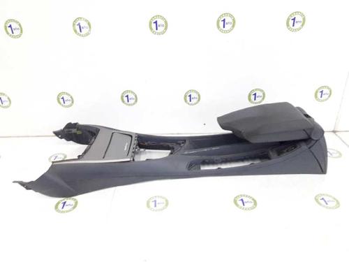 Used Armrest / Center console BMW 1 (E87) 120 d (163 hp) 7152590
