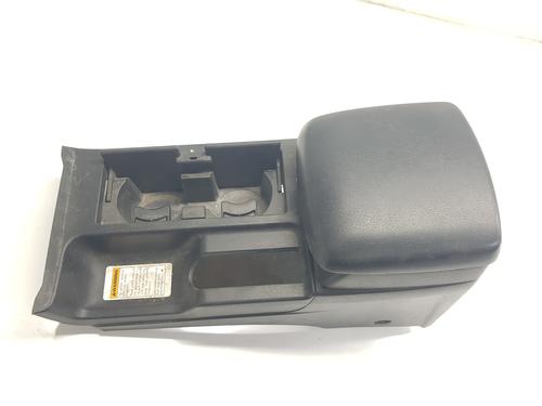 Armrest / Center console SUZUKI GRAND VITARA II (JT, TE, TD) 1.9 DDiS (JB419WD, JB419XD) | BP30498351I20