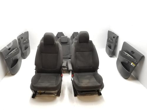Used Seats set PEUGEOT 5008 (0U_, 0E_) 1.2 (131 hp) 13631176