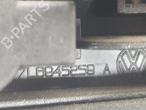 Left tailgate light VW TOUAREG (7LA, 7L6, 7L7) 3.0 V6 TDI | BP9626151C79 