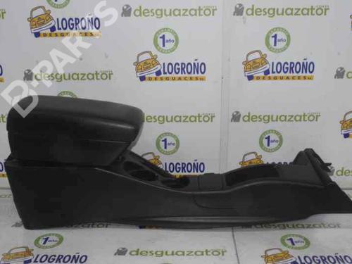Used Armrest / Center console Armrest / Center console NISSAN PATHFINDER II (R50) 3.5 V6 4WD (220 hp) 7894516 7894516