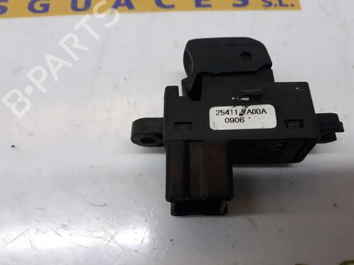 Left rear window switch NISSAN NAVARA NP300 (D40) 2.5 dCi 4WD | BP2849810I29 