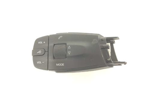 Used Steering wheel controls SEAT IBIZA IV (6J5, 6P1) 1.4 (85 hp) 6957017