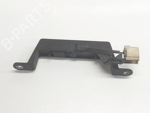 Used Electronic module LEXUS IS II (_E2_) 220d (ALE20) (177 hp) 23275529